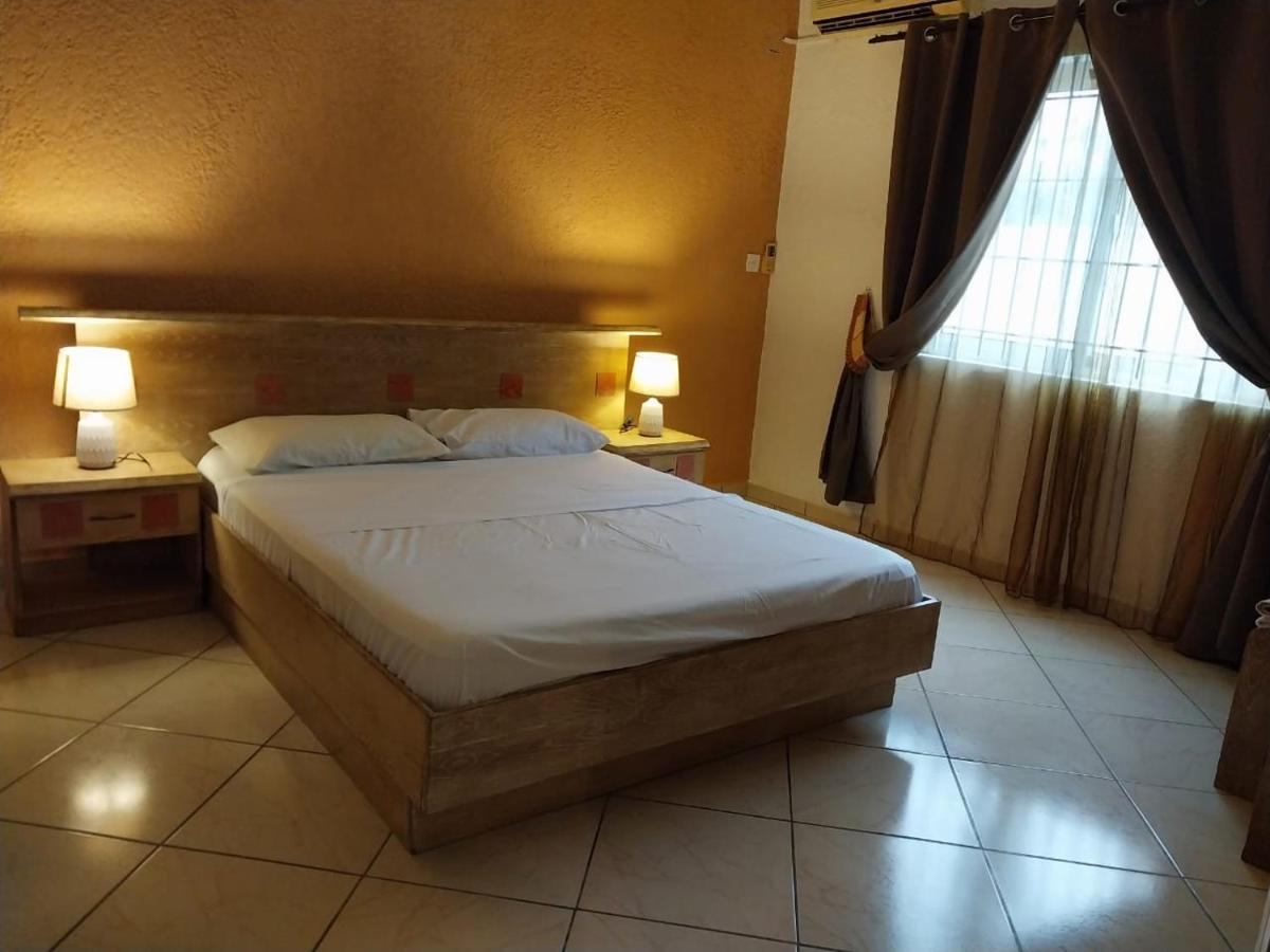 Flic En Flac, Les Orchidees, 3 Bedroom Ground Floor Apartment, 外观 照片